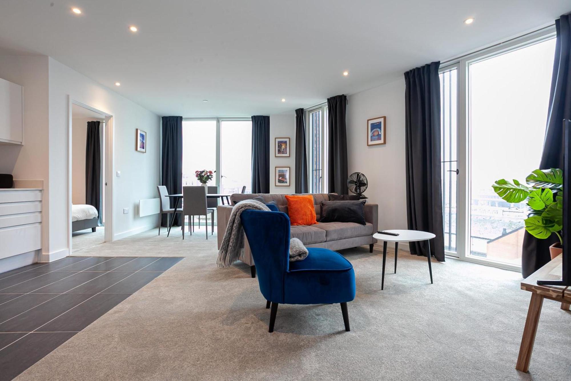 Spacious 2 Bed Apartment In Central Манчестер Экстерьер фото